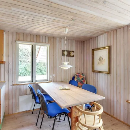 Feriehus Jaane - 650m To The Fjord By Interhome *