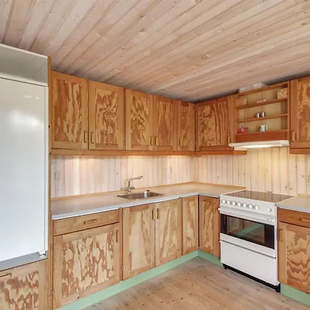 Jaane - 650m To The Fjord By Interhome Feriehus *